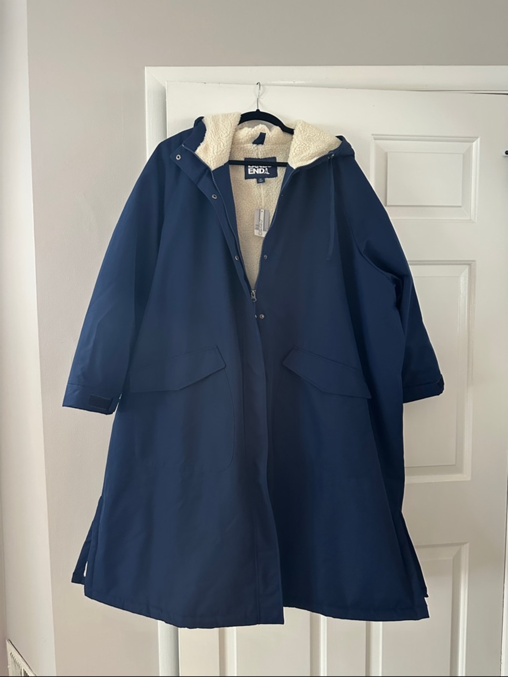 NWT XL Lands' End Navy Hooded Long Changing Coat with Cream Sherpa Lining - Picture 2 of 4